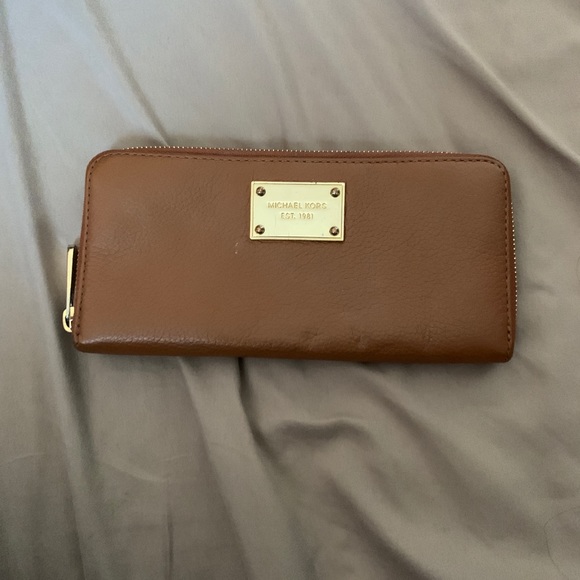 Michael Kors Brown Wallet - Picture 1 of 2
